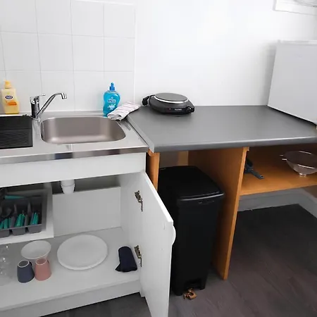 Lägenhet Fonctionnel 16m2 Centre Pas Cher *
